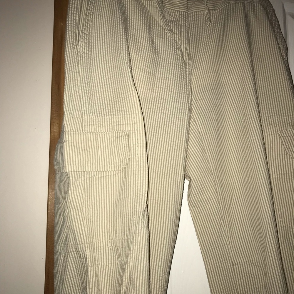 Izod striped capris